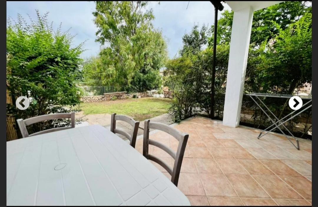 Villetta Cala D'Ambra ซาน เตโอโดโร ภายนอก รูปภาพ